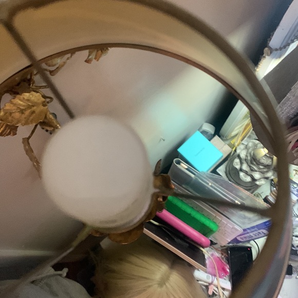 RARE Mackenzie Child’s medium sized floral lampshade EUC - Picture 9 of 10